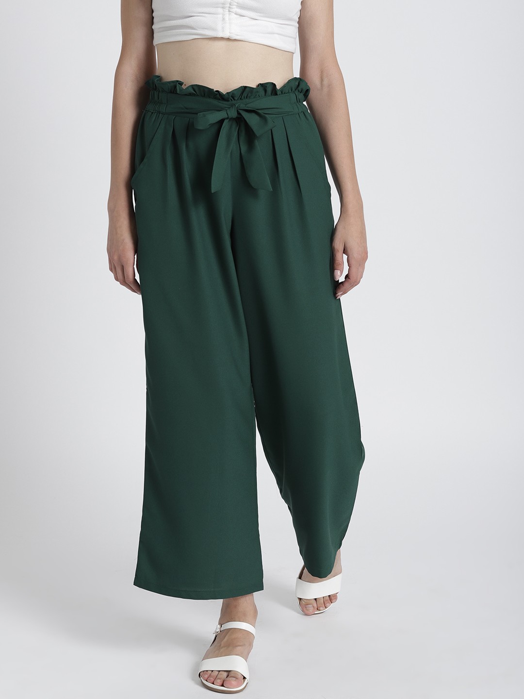 

Chemistry Women Green Regular Fit Solid Regular Trousers