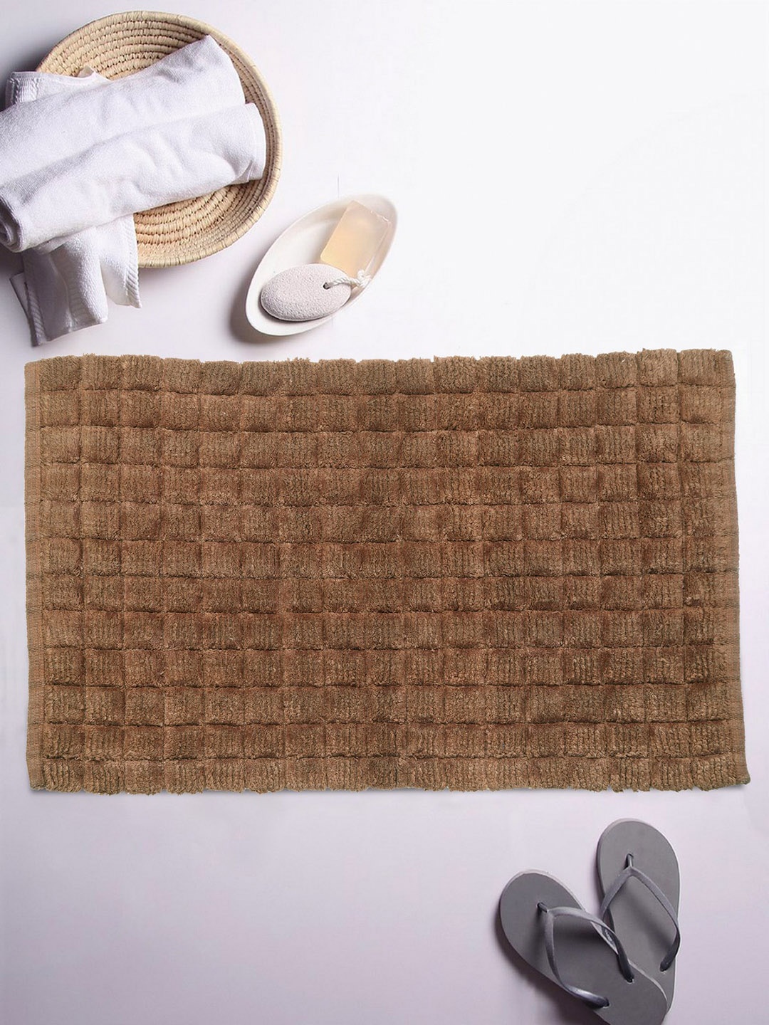 

ROMEE Brown Textured Rectangular Bath Rug