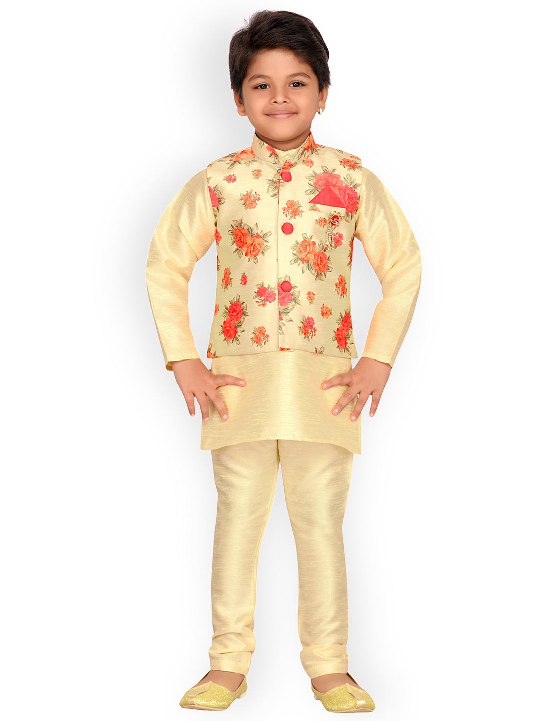 

Aj DEZInES Boys Cream-Coloured Printed Kurta with Pyjamas