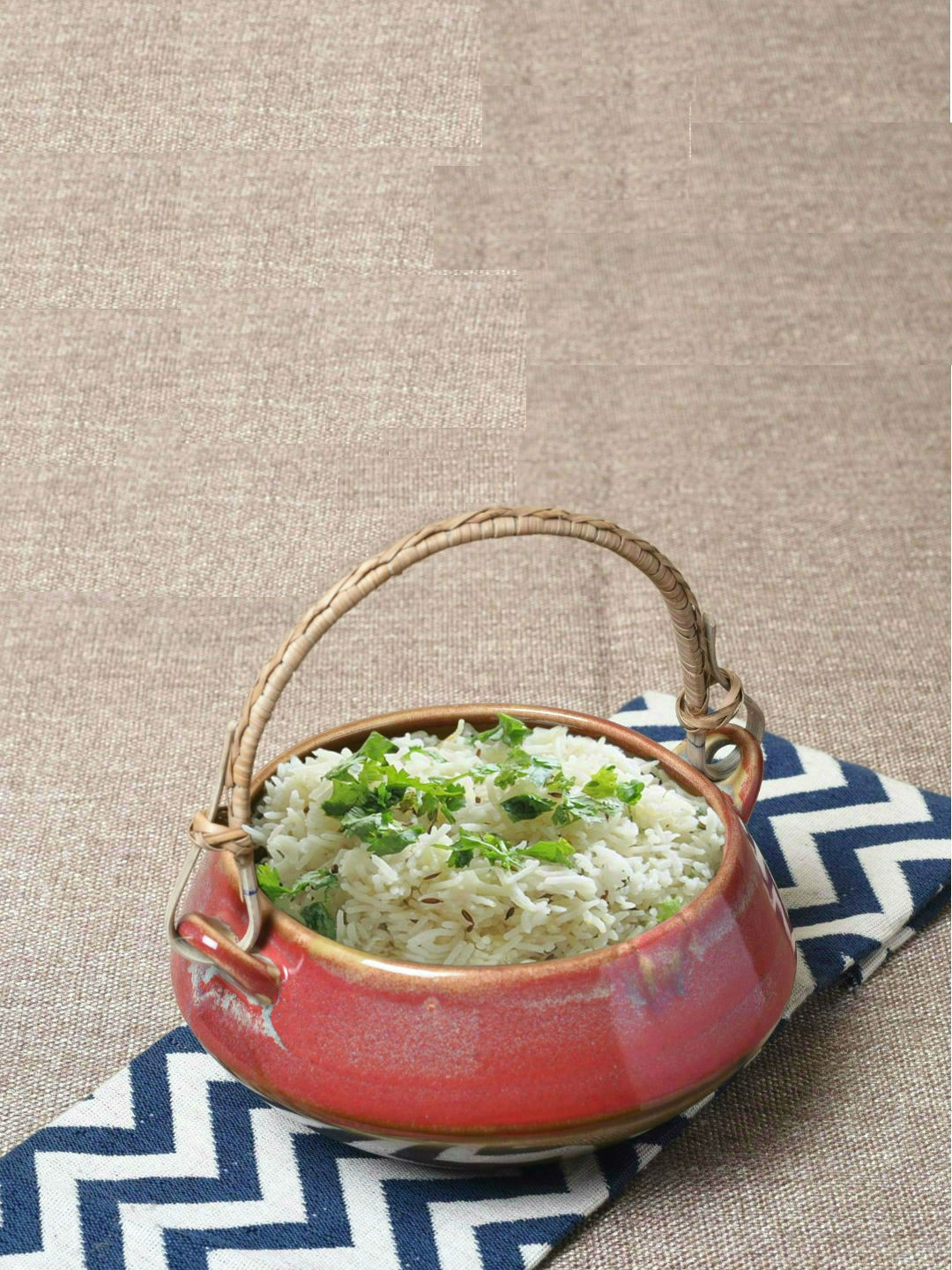 

Unravel India Red Solid Ceramic Set