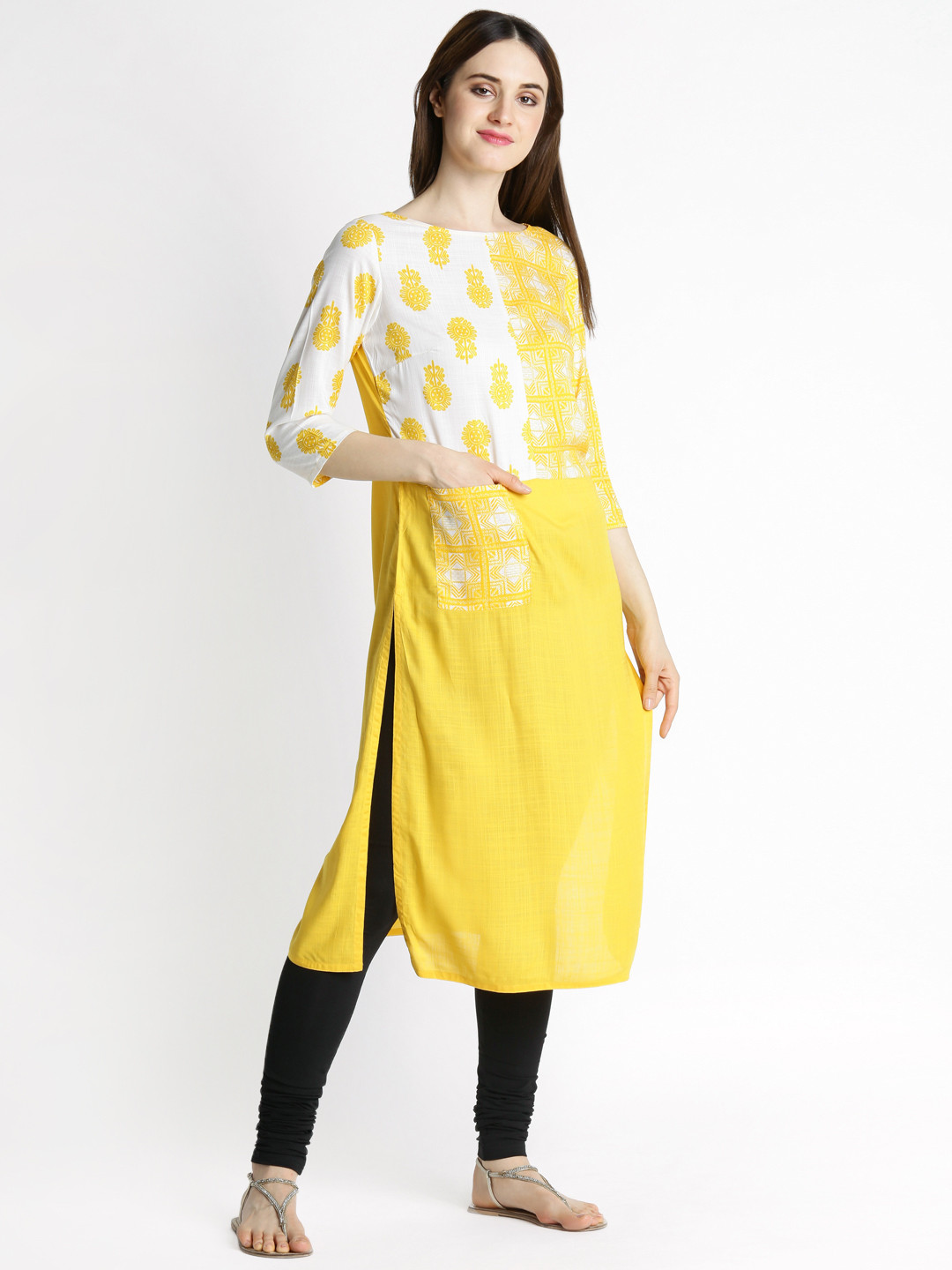 

RANGMANCH BY PANTALOONS Women Yellow Printed Straight Kurta