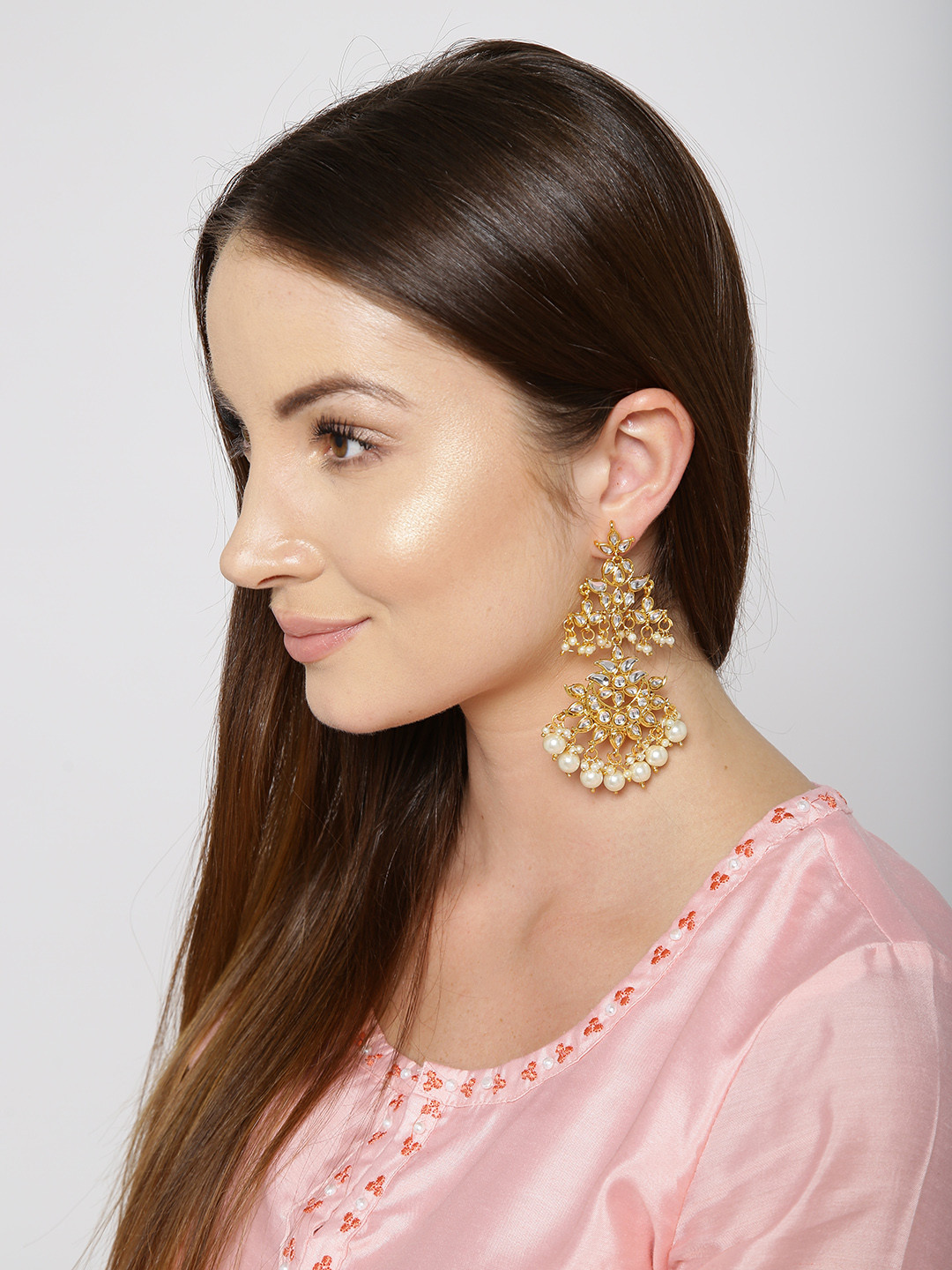 

Zaveri Pearls White Gold-Plated Kundan-Studded Classic Drop Earrings