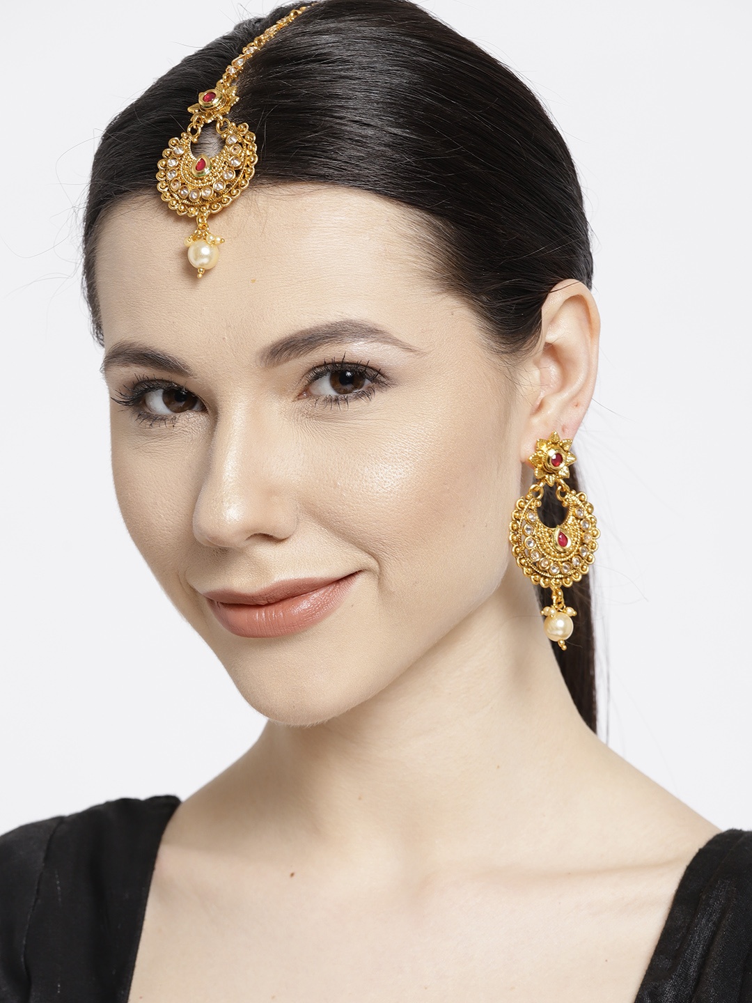 

Jewels Galaxy Gold-Toned Stone Studded Jewellery Set