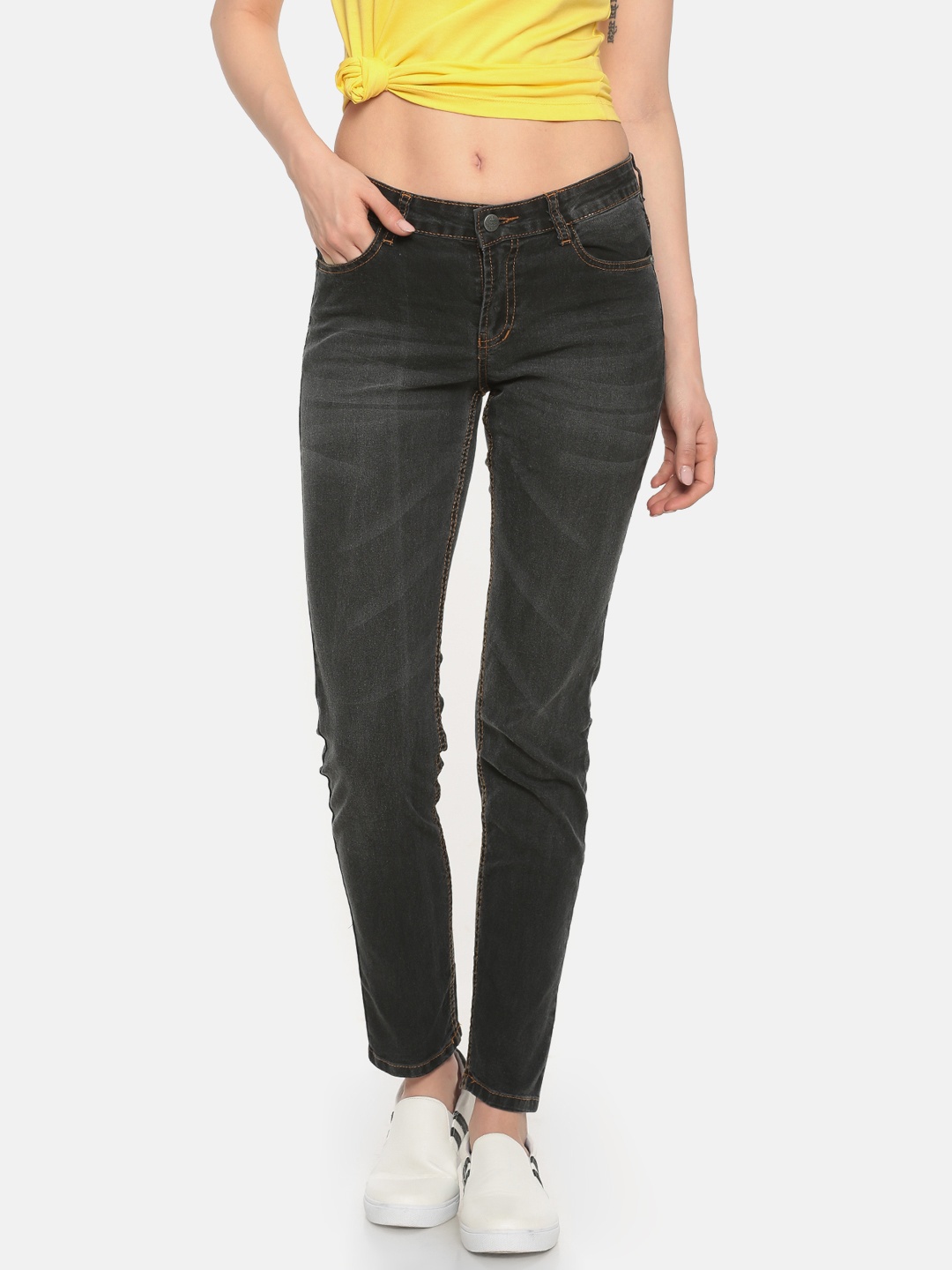 

Newport Women Black Skinny Fit Mid-Rise Clean Look Stretchable Jeans