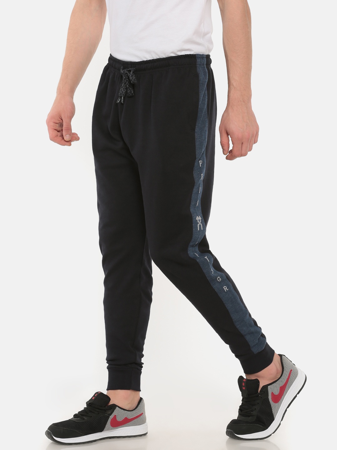 

Proline Men Active Navy Blue Straight Fit Solid Joggers