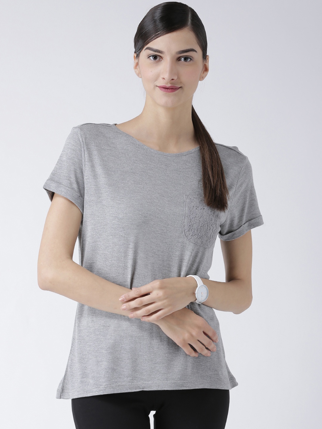 

109F Women Grey Solid Round Neck T-shirt