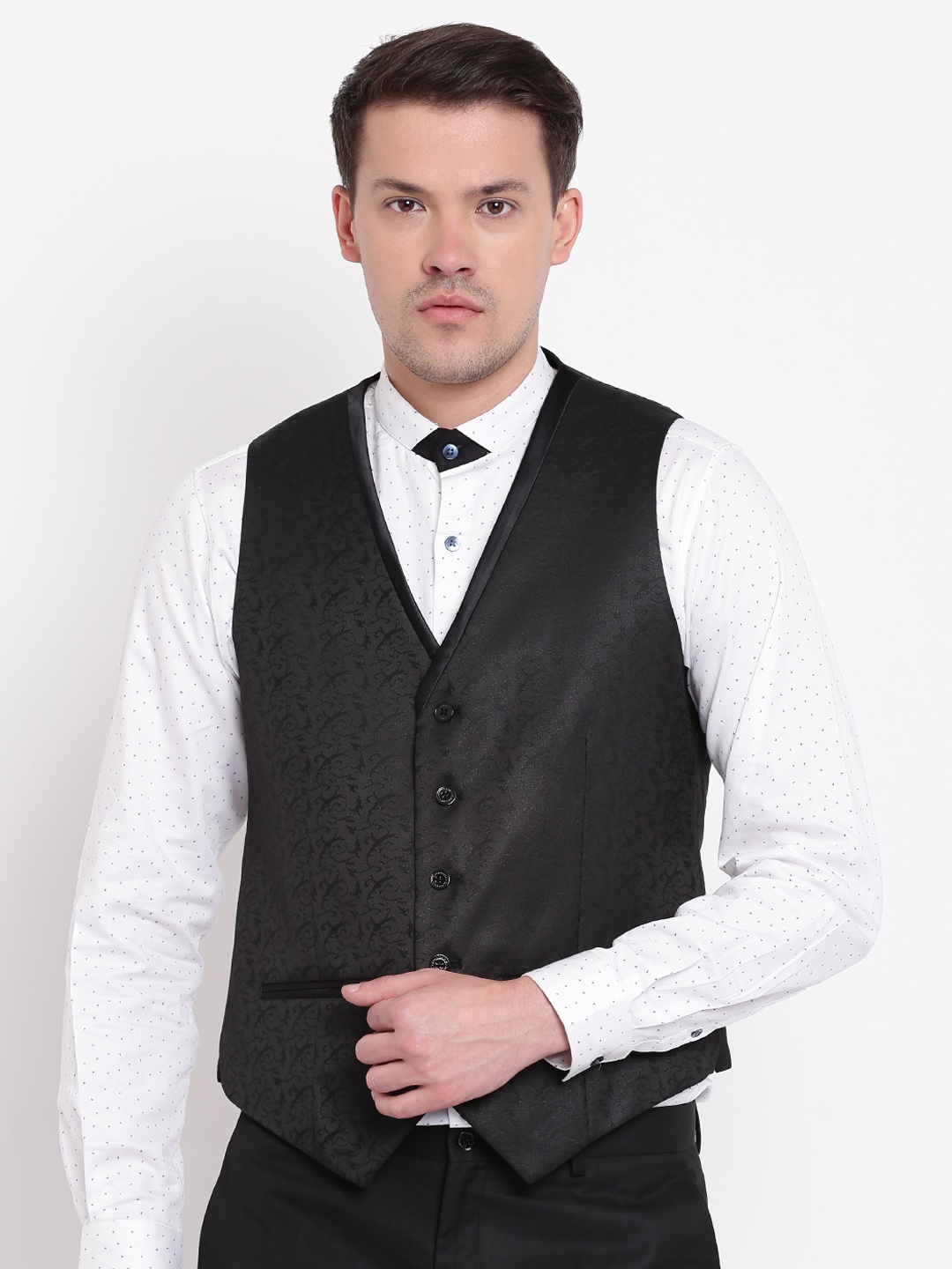 

Blackberrys Black Self-Design Slim Fit Partywear Waistcoat