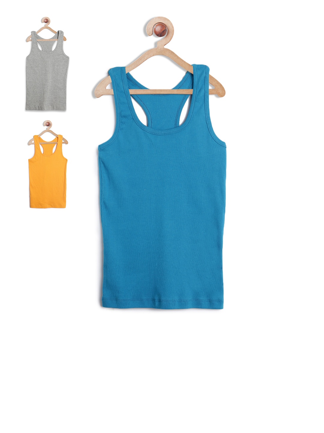 

Leading Lady Pack of 3 Camisoles, Green