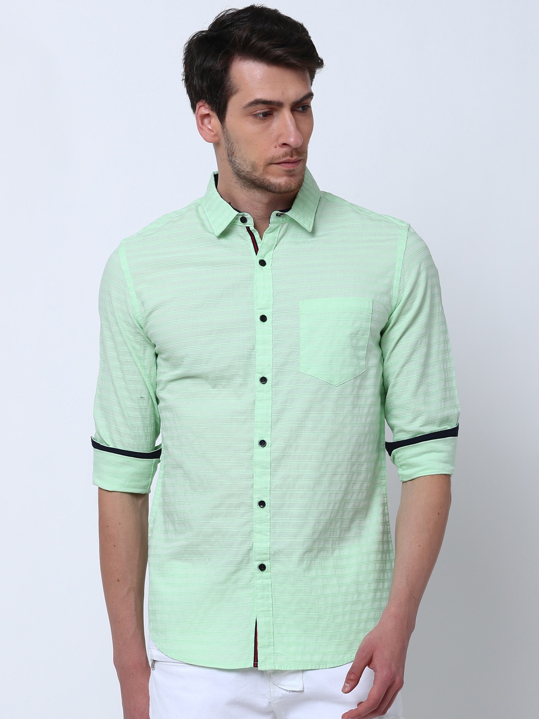 

Black coffee Men Green Slim Fit Striped Casual Shirt