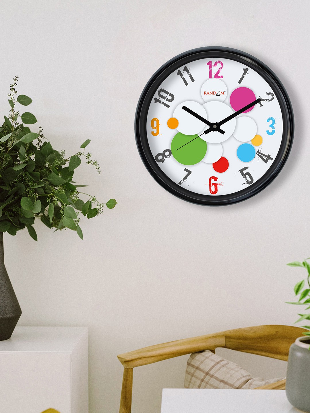 

RANDOM Off-White Round Printed 30.48 cm Analogue Wall Clock