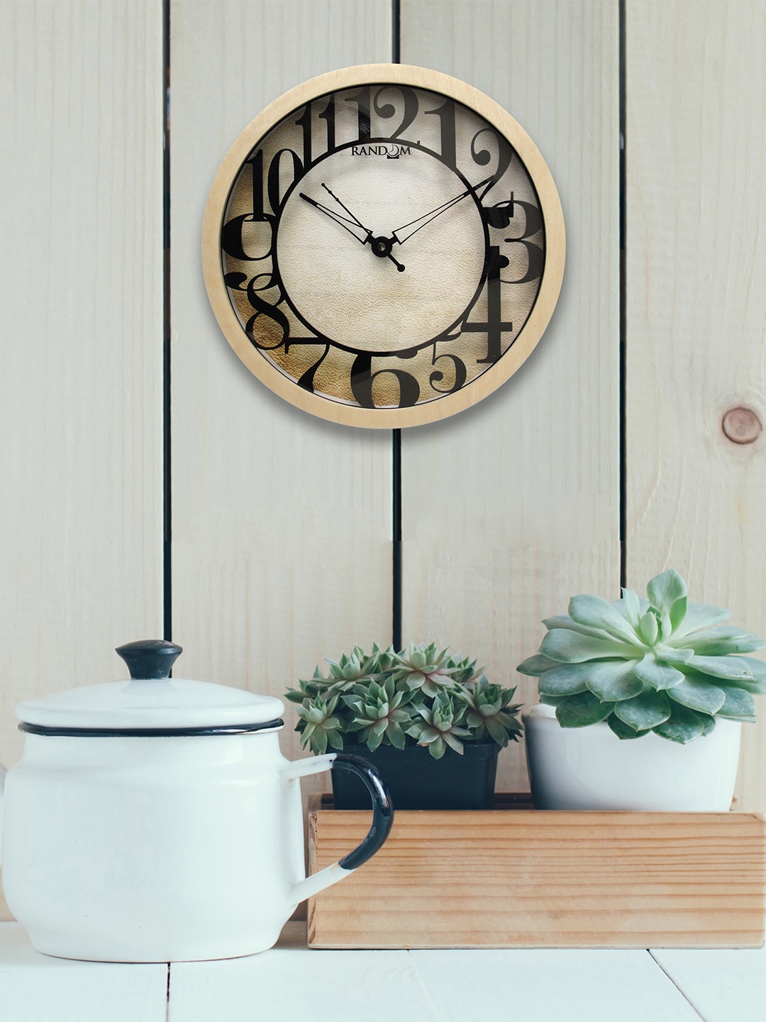 

RANDOM Beige Round Solid 25.4 cm Analogue Wall Clock