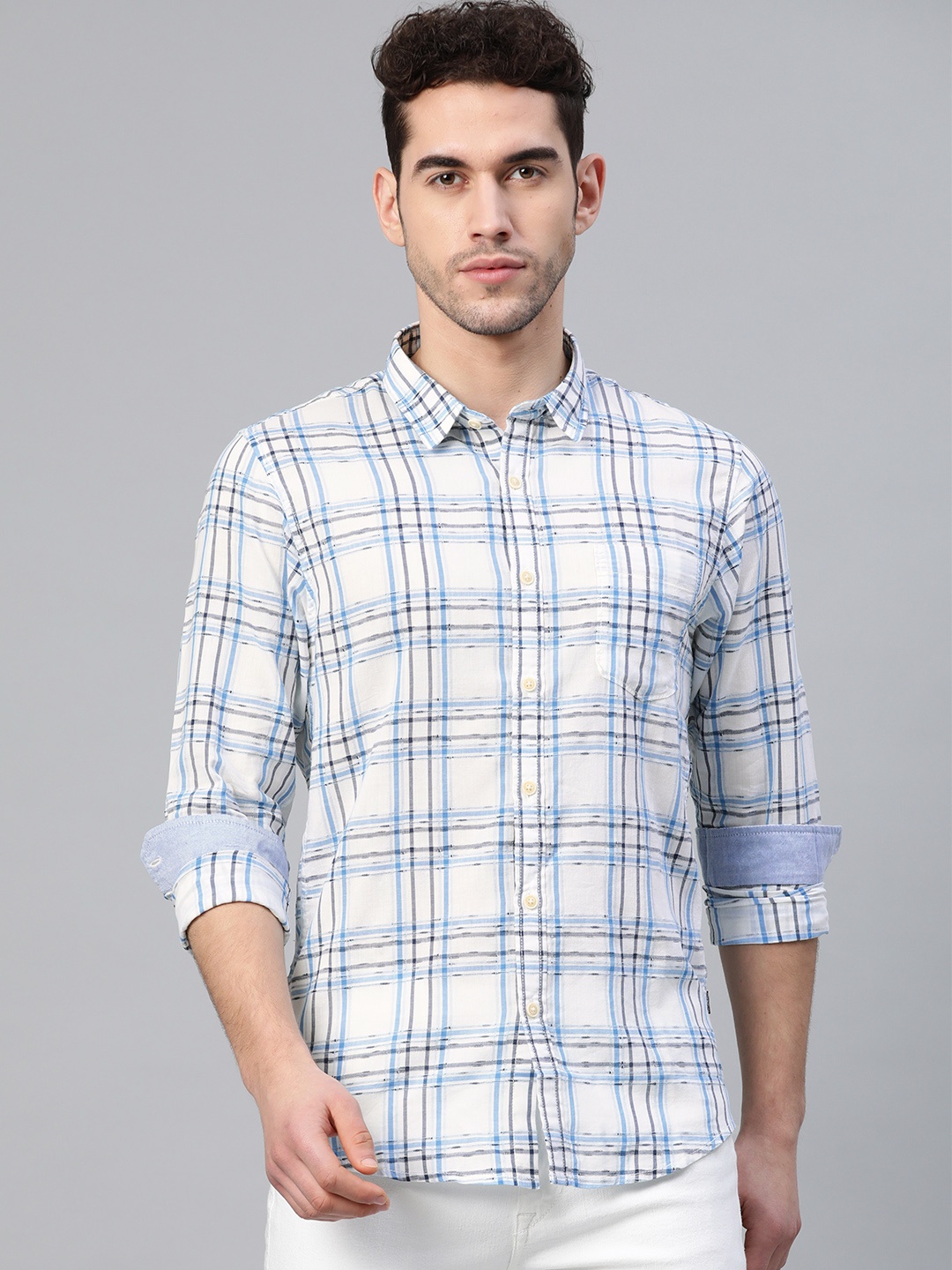 

Pepe Jeans Men White & Blue Slim Fit Checked Casual Shirt