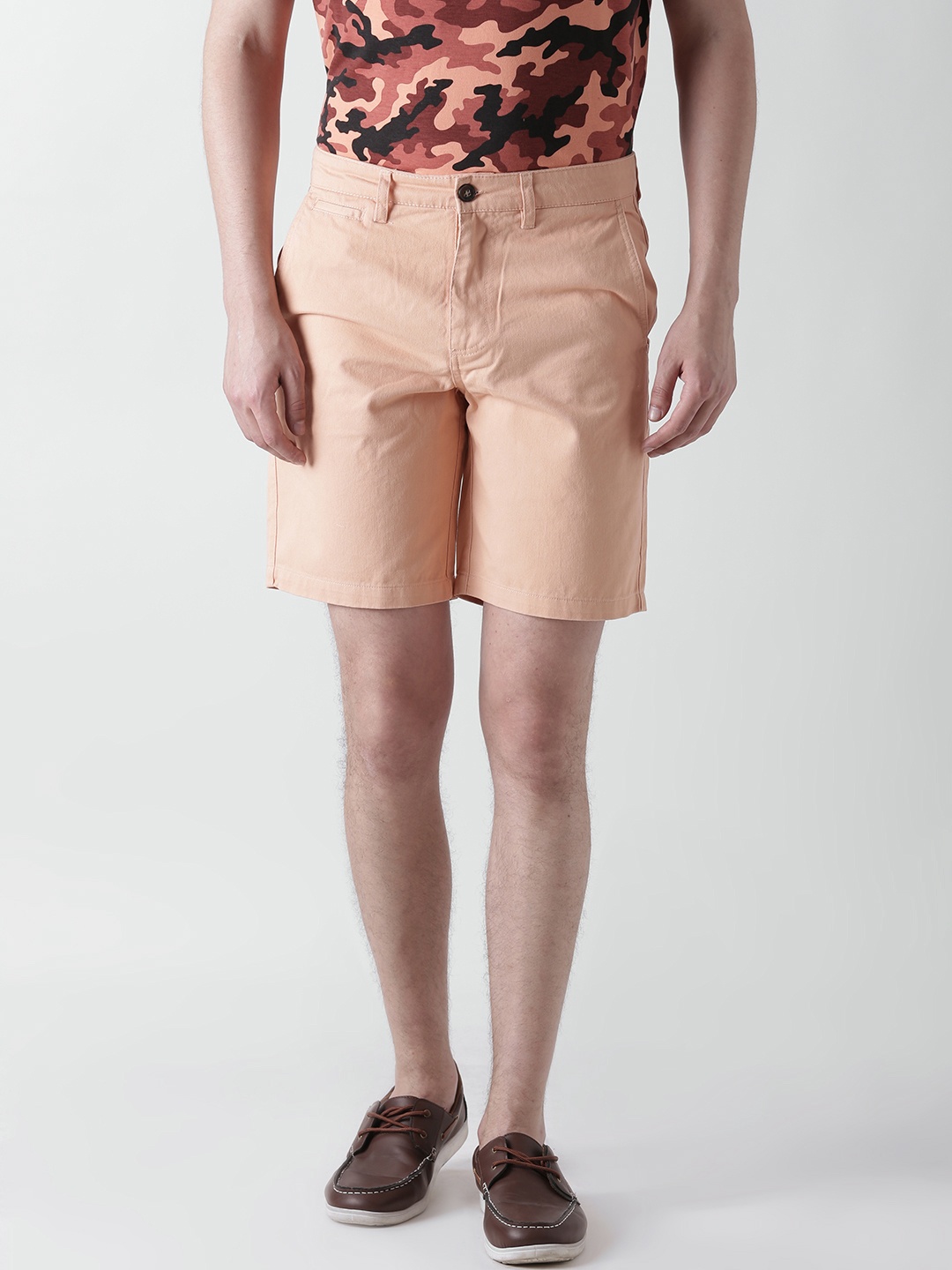 

FOREVER 21 Men Peach-Coloured Solid Regular Fit Denim Shorts