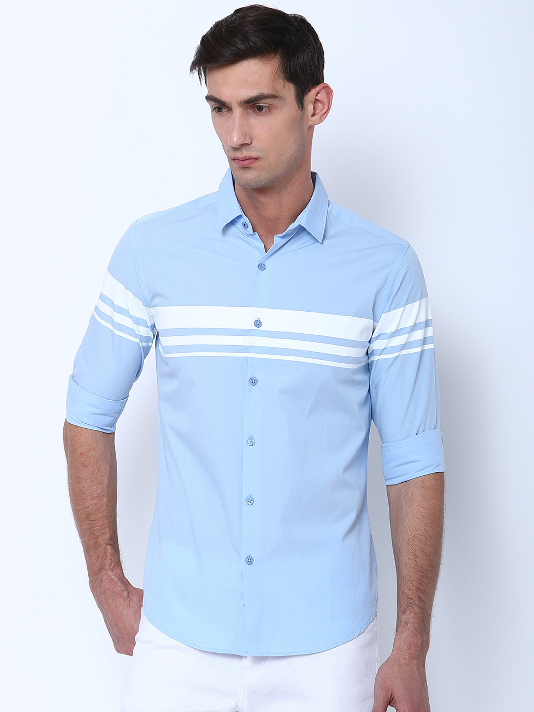 

Black coffee Men Blue Slim Fit Solid Casual Shirt