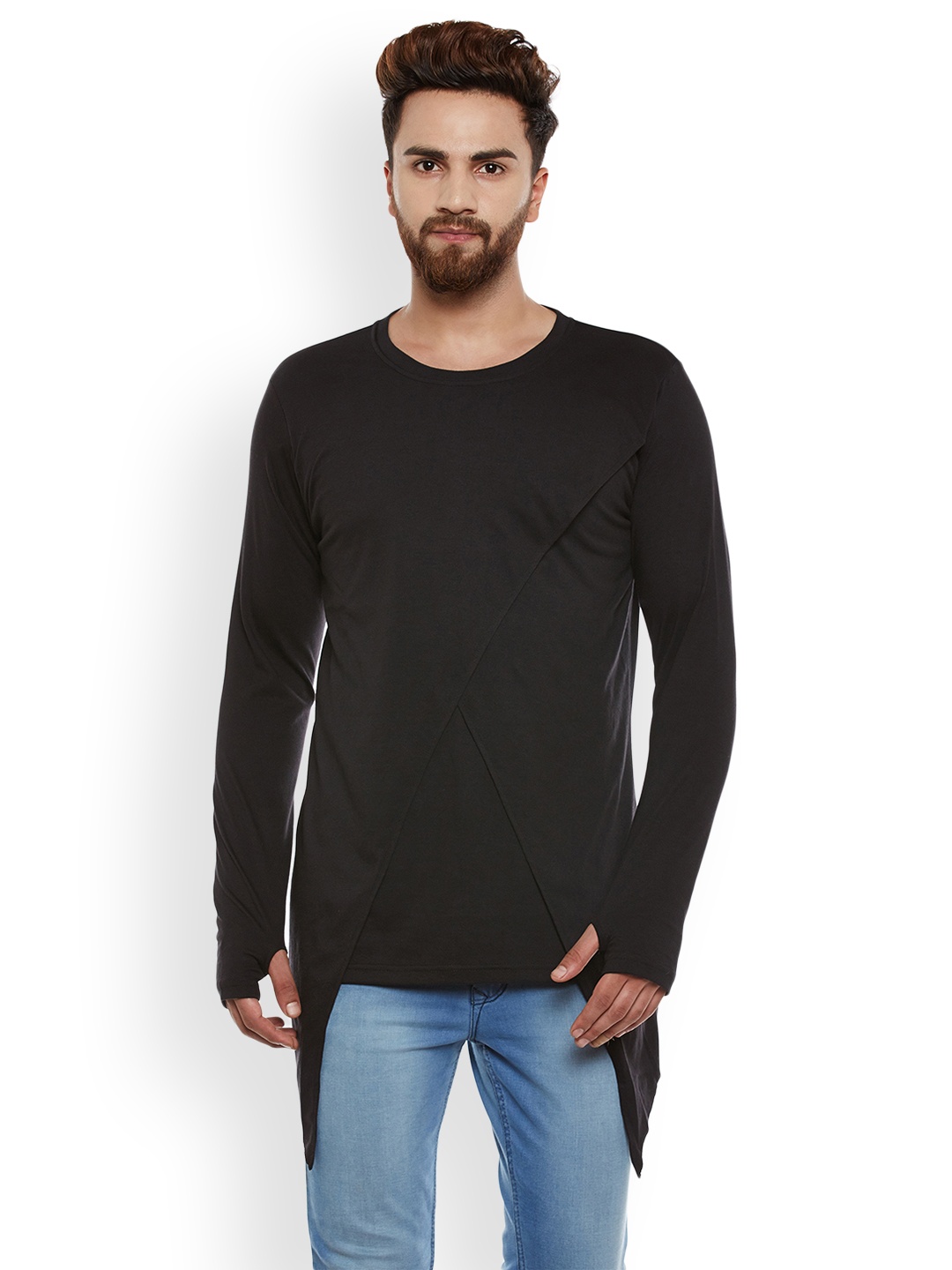 

CHILL WINSTON Men Black Solid Round Neck T-shirt