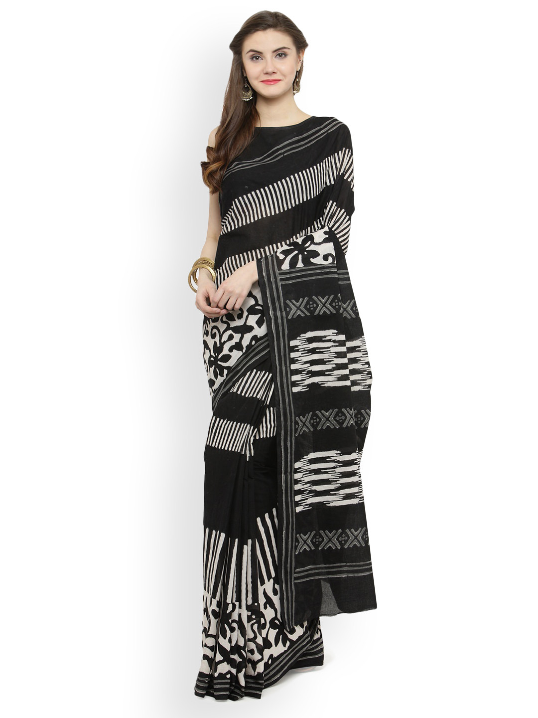 

Geroo Jaipur Black & White Bagru Hand Block Printed Pure Cotton Sustainable Saree