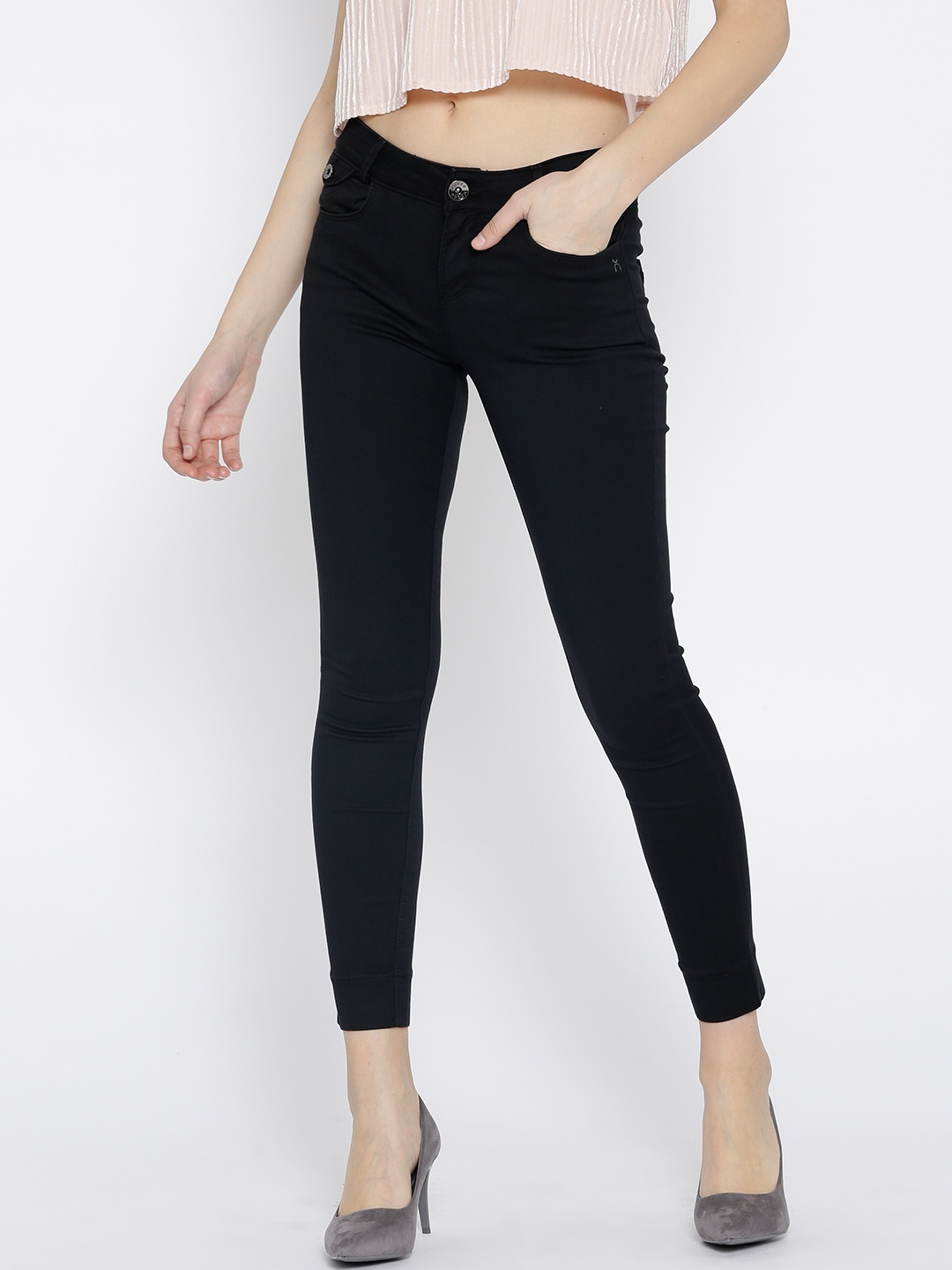 

Xpose Women Black Slim Fit Mid-Rise Clean Look Stretchable Jeans