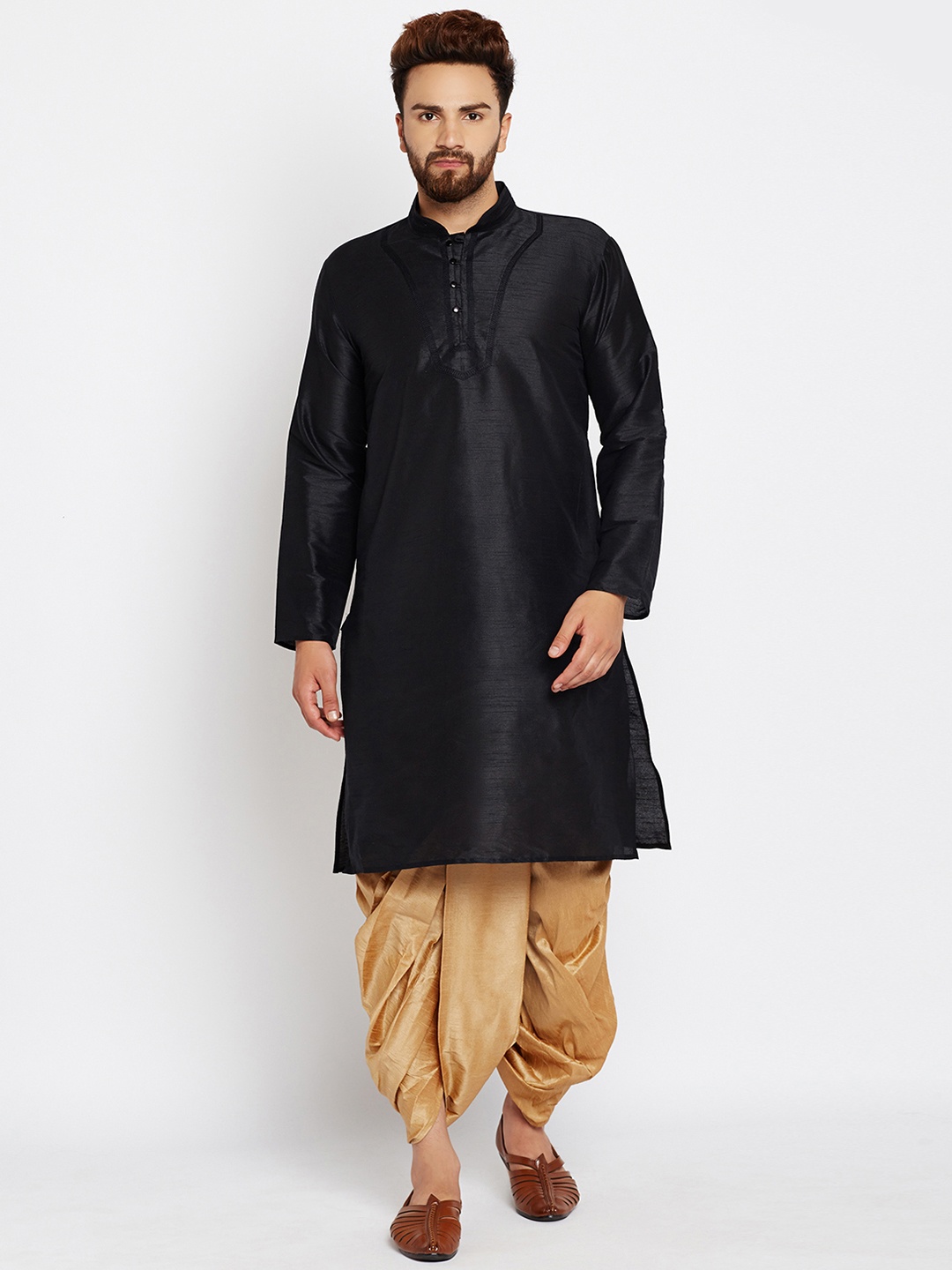 

SOJANYA Men Black Solid Straight Kurta