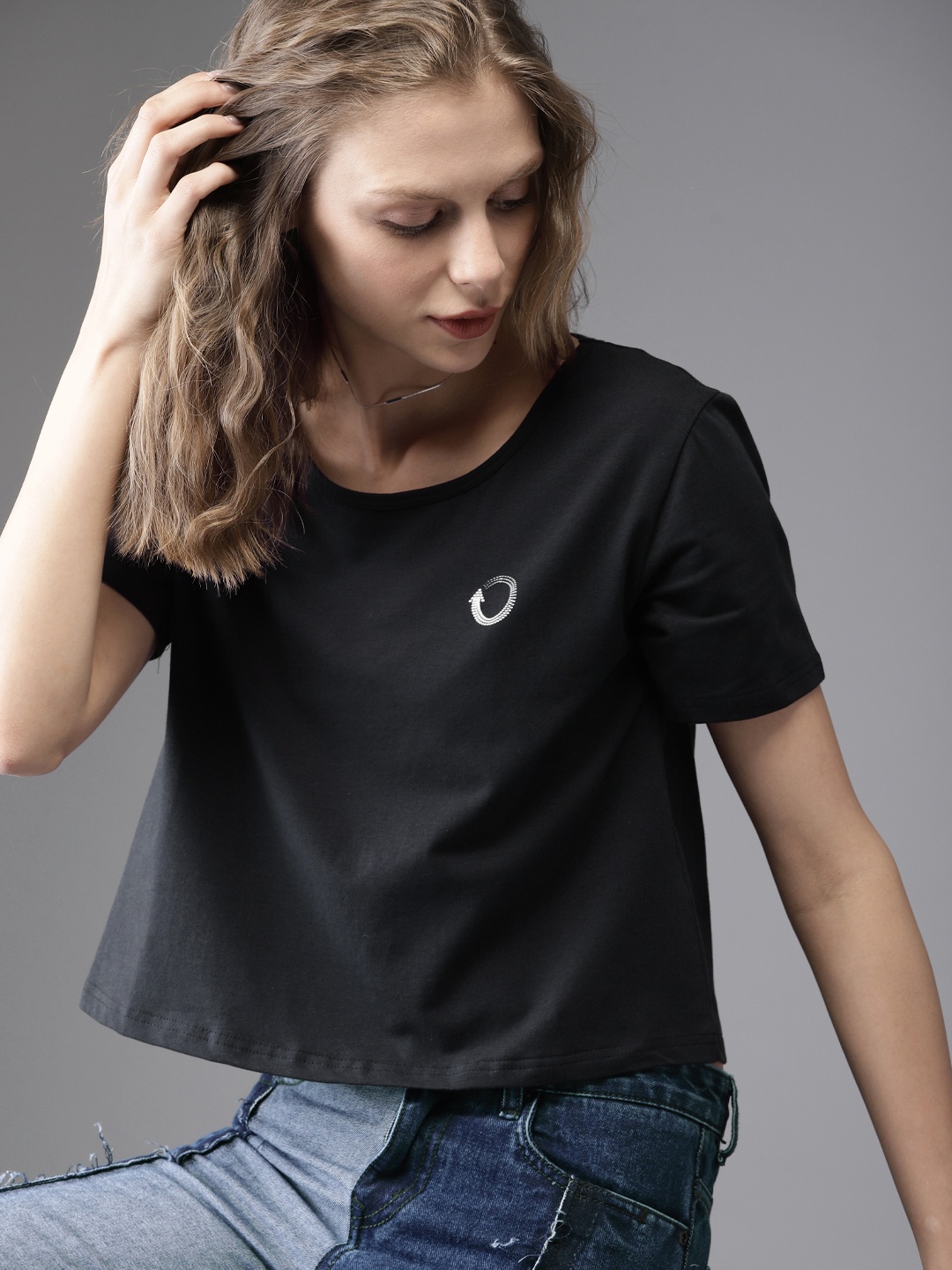 

Moda Rapido Women Black Solid Round Neck T-shirt