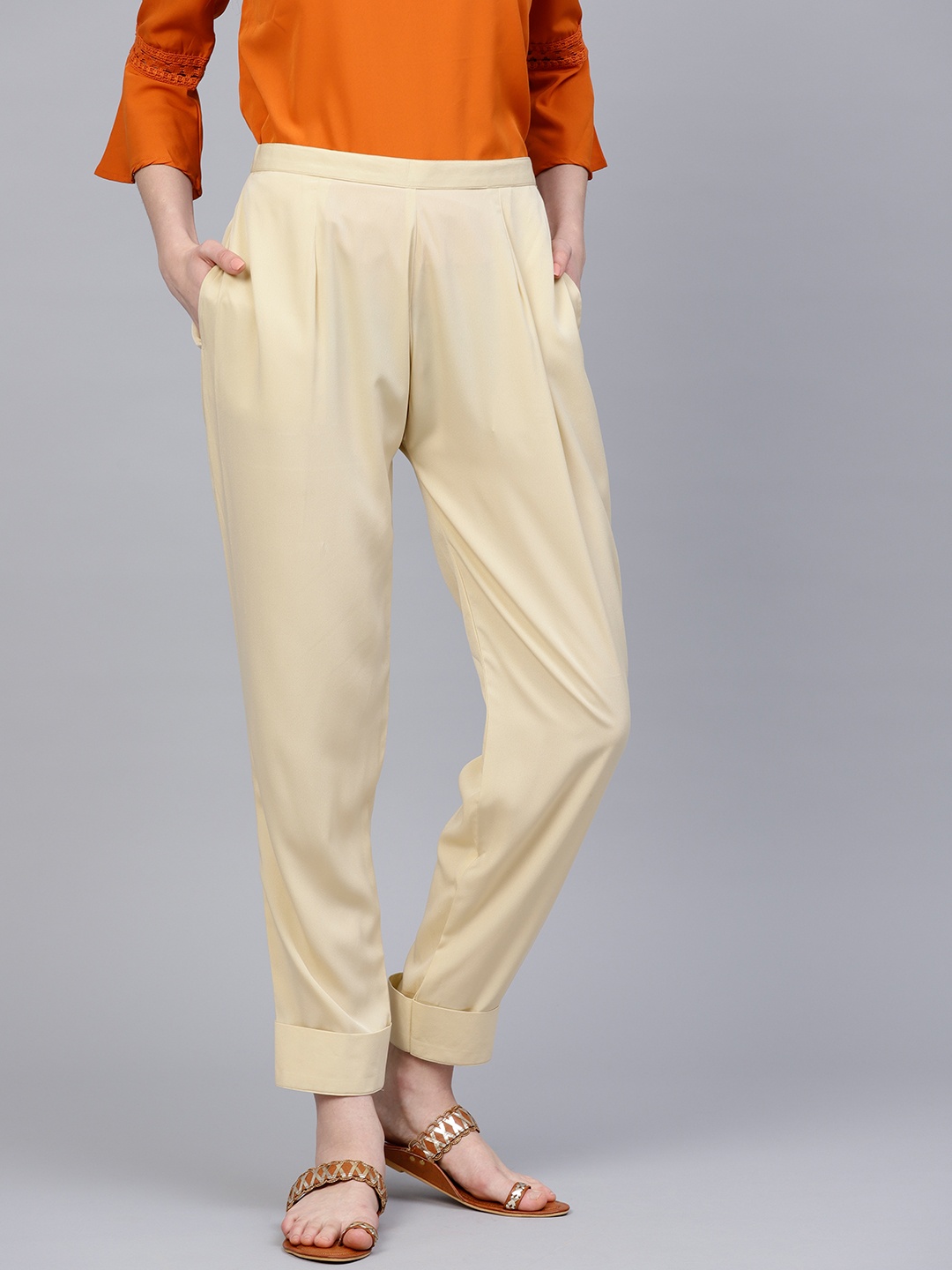 

Gerua By Libas Women Beige Regular Fit Solid Regular Trousers