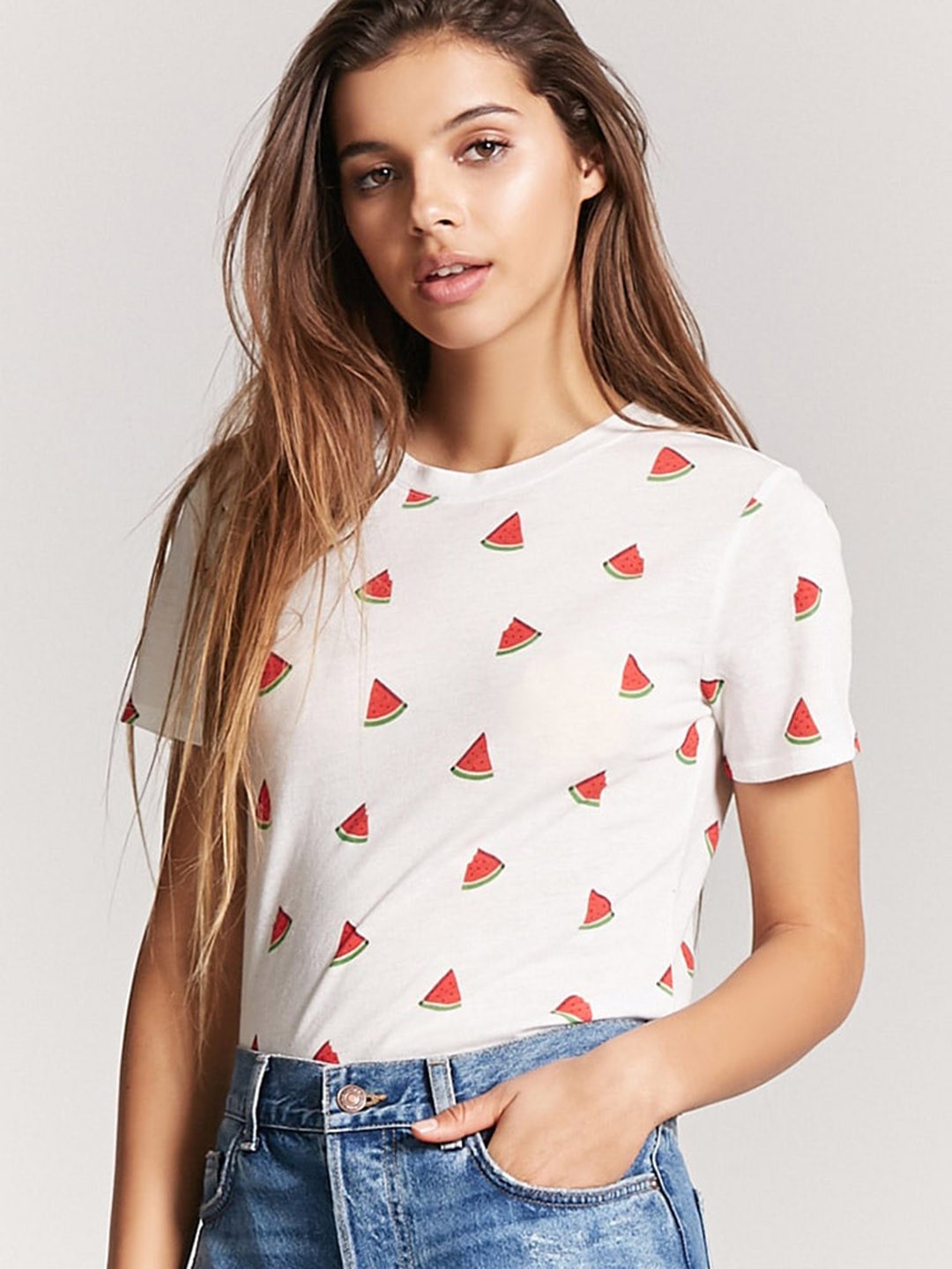 

FOREVER 21 Women White & Red Printed Round Neck T-shirt
