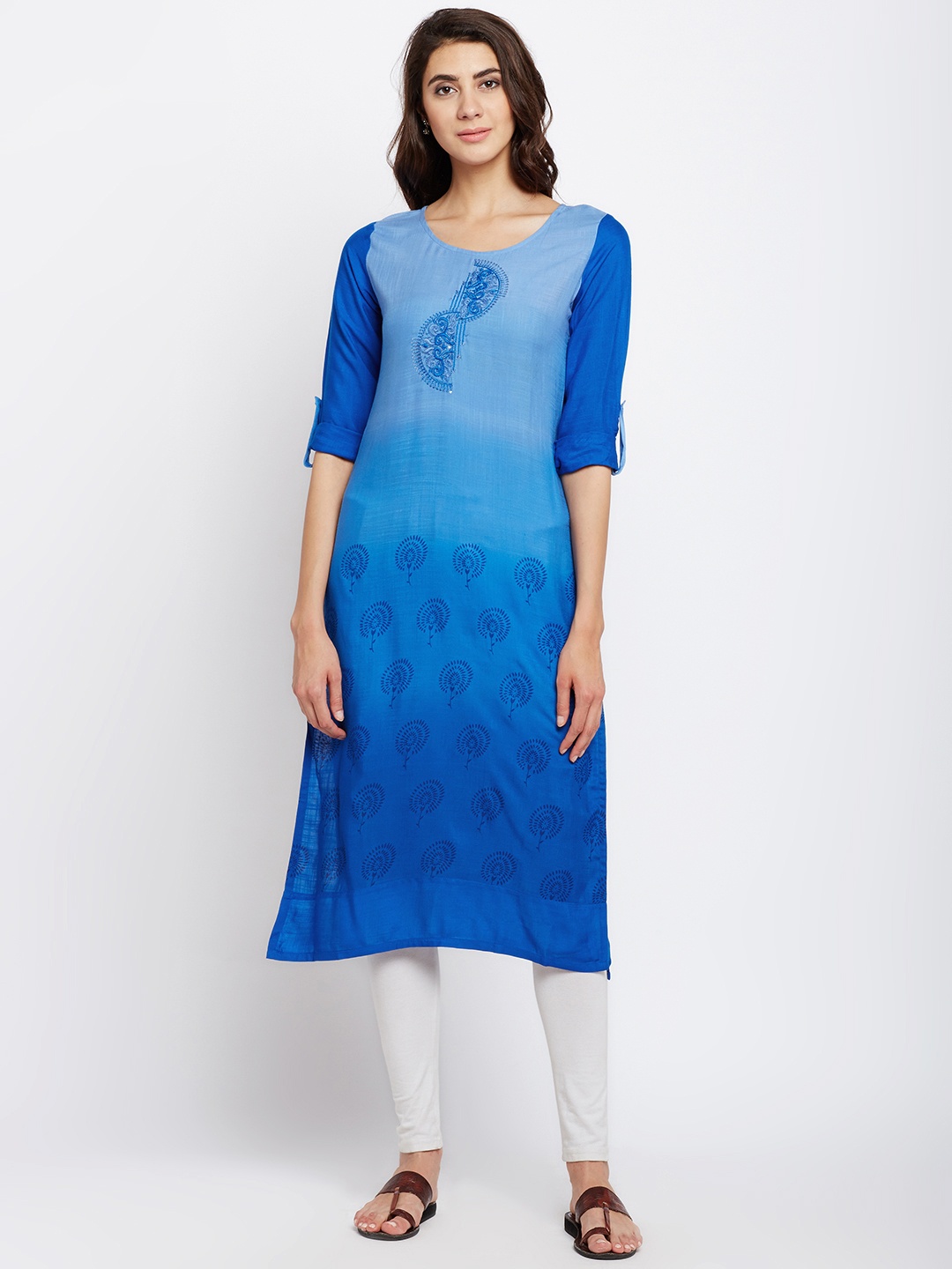

Span Women Blue Printed Straight Kurta