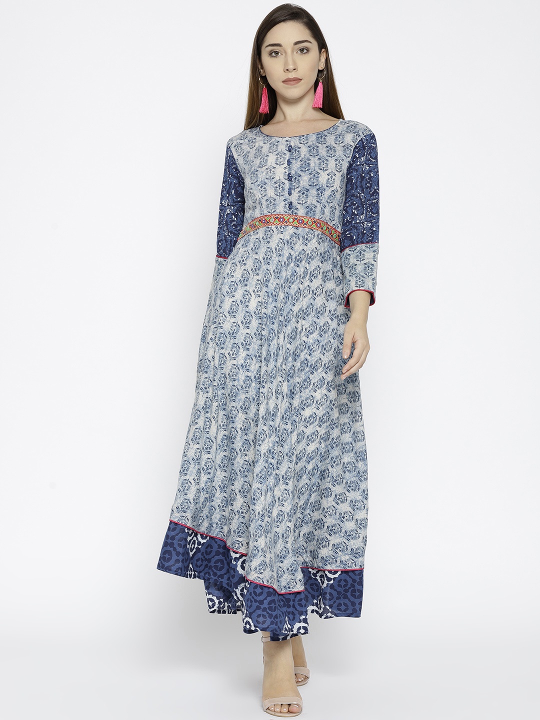 

Span Women Blue & White Printed A-Line Kurta