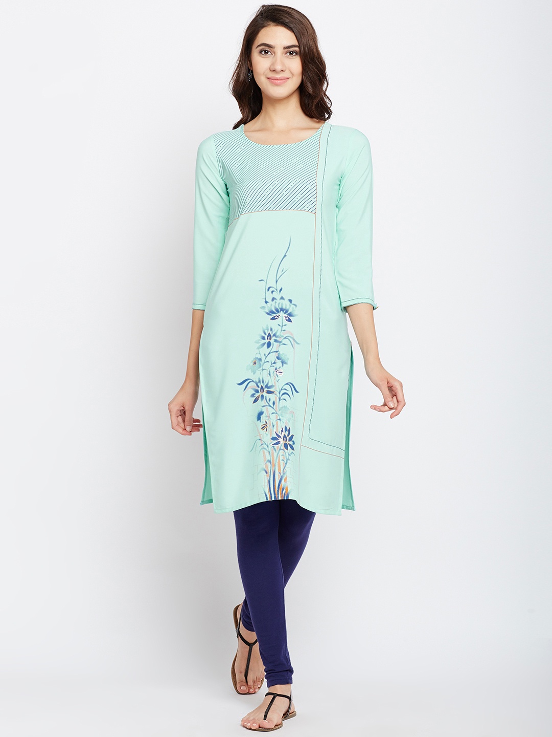 

Span Women Blue Printed Straight Kurta