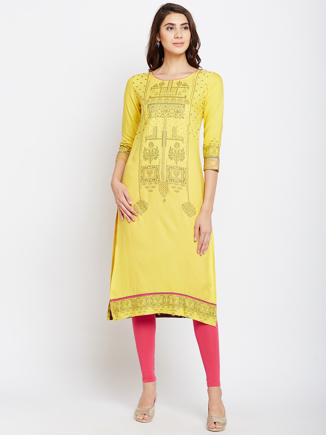 

Span Women Yellow Printed Straight Kurta