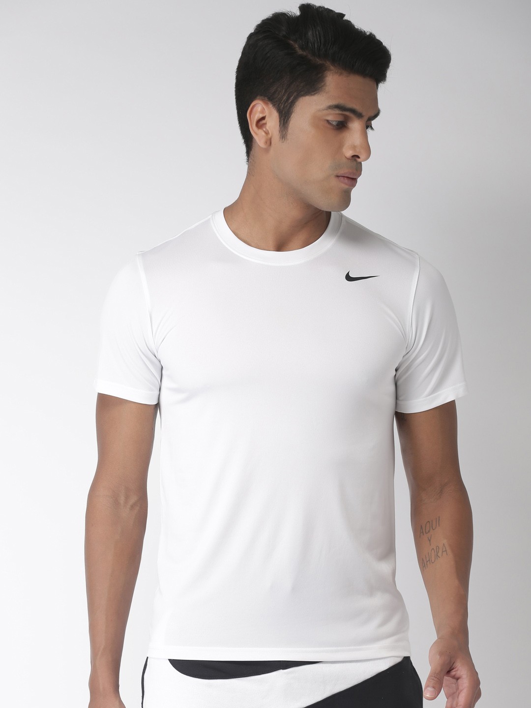 

Nike Men White Solid Standard Fit AS M LGD 2.0 DRI-FIT Training T-shirt