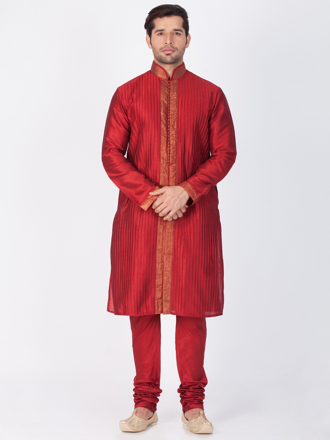 

VASTRAMAY Men Maroon Solid Kurta with Churidar