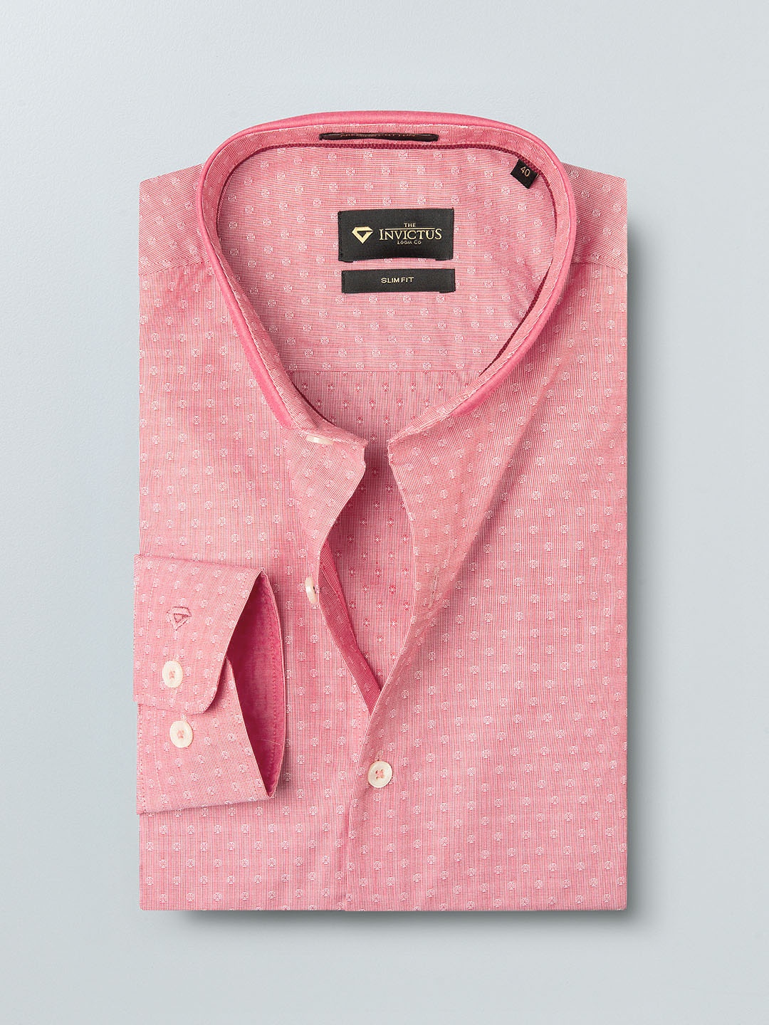 

INVICTUS Men Red Slim Fit Self Design Semiformal Shirt