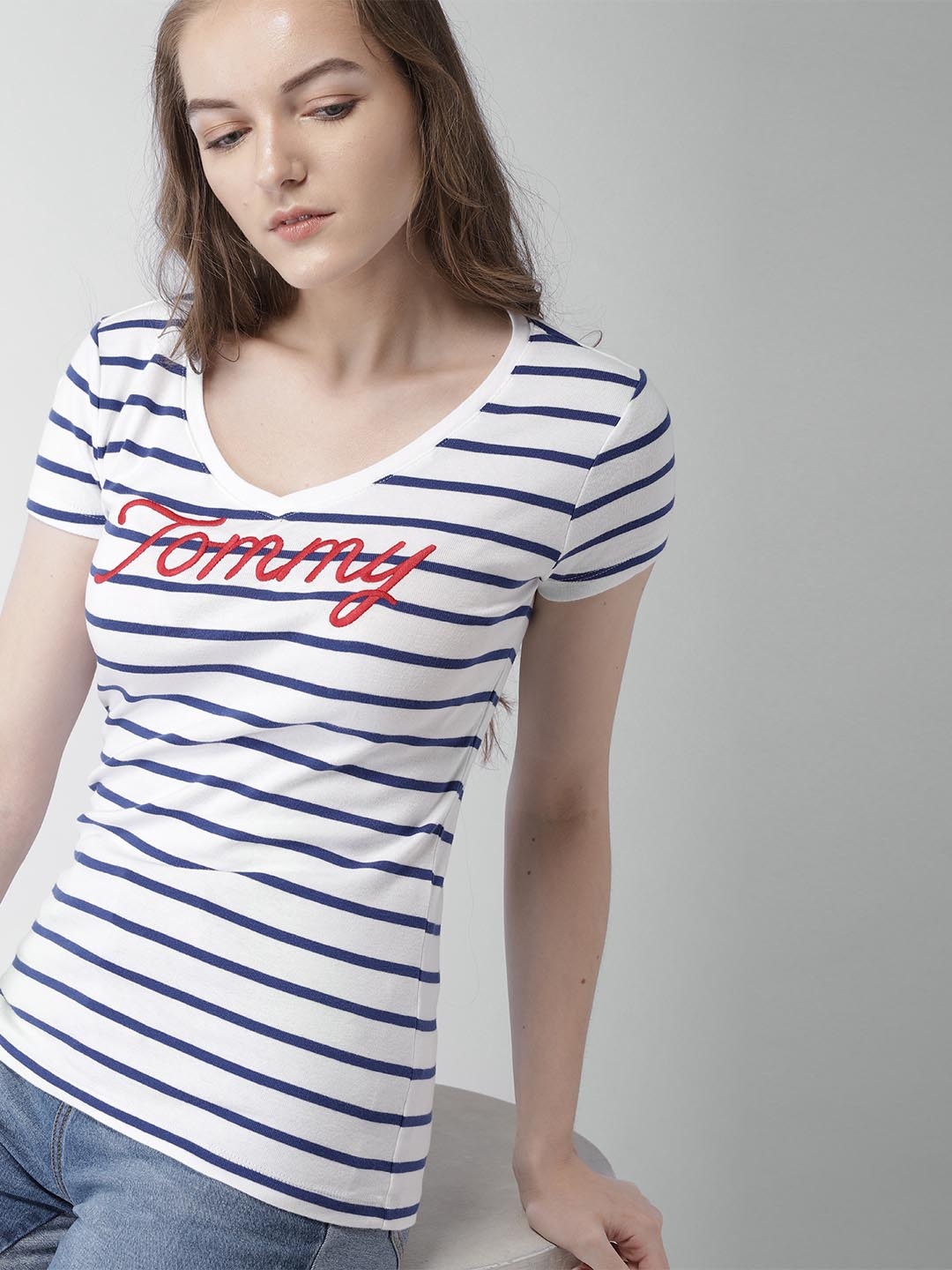 

Tommy Hilfiger Women White & Blue Striped V-Neck T-shirt