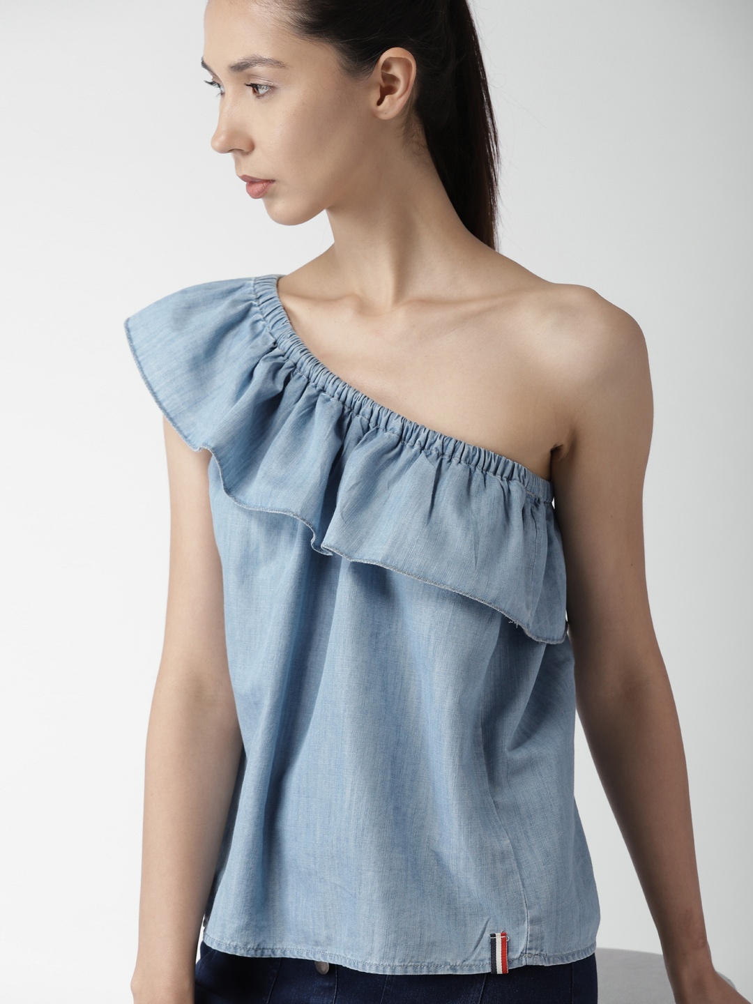 

Tommy Hilfiger Women Blue Solid Chambray Bardot Top