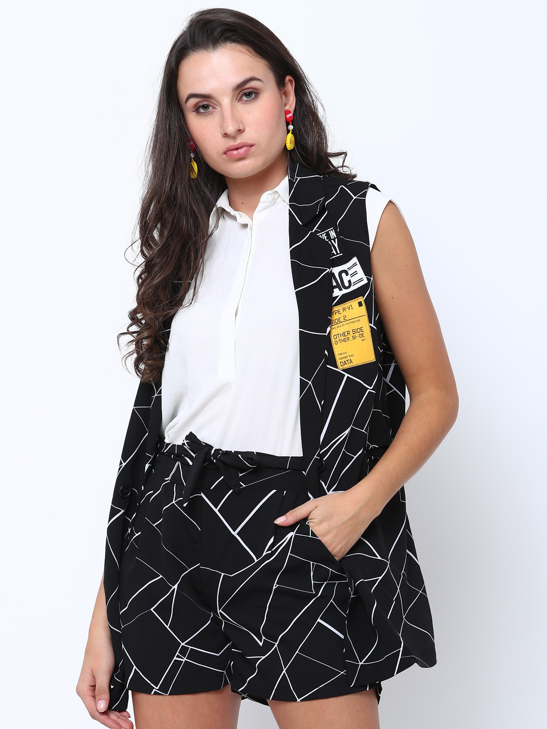 

Tokyo Talkies Women Black & White Printed Top with Trousers