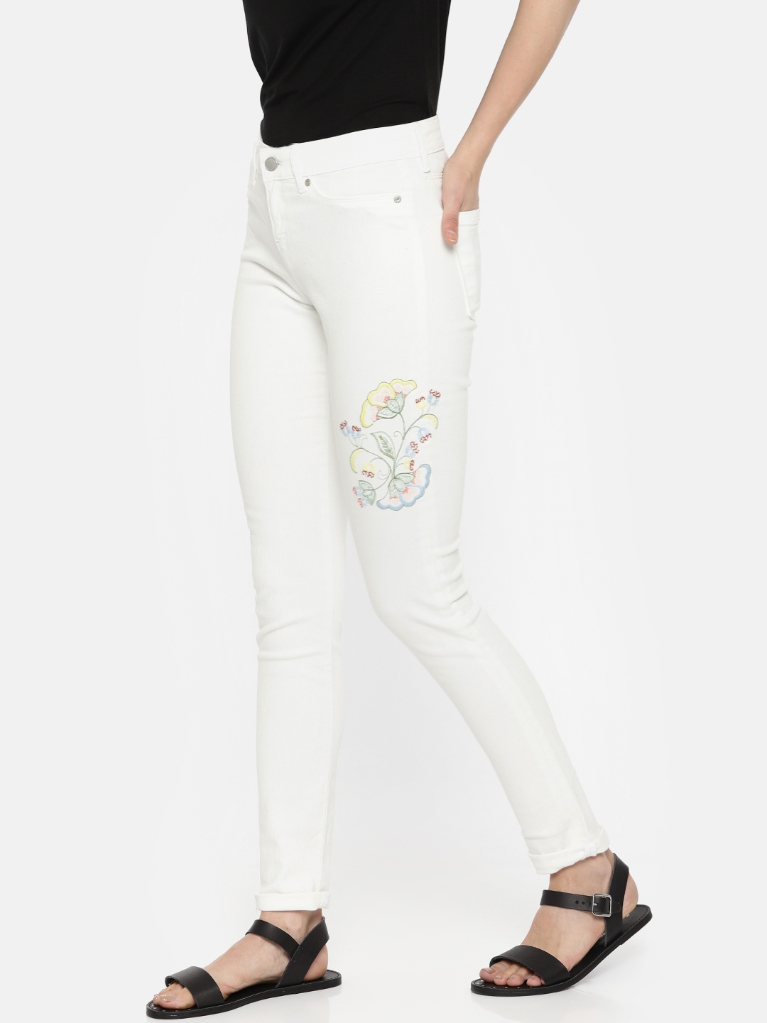 

Vero Moda Women White Slim Fit Mid-Rise Clean Look Stretchable Jeans