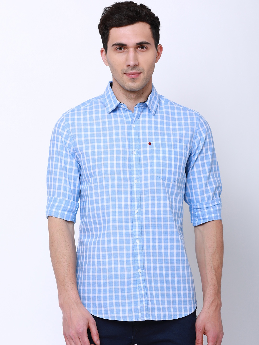 

Black coffee Men Blue & White Slim Fit Checked Casual Shirt