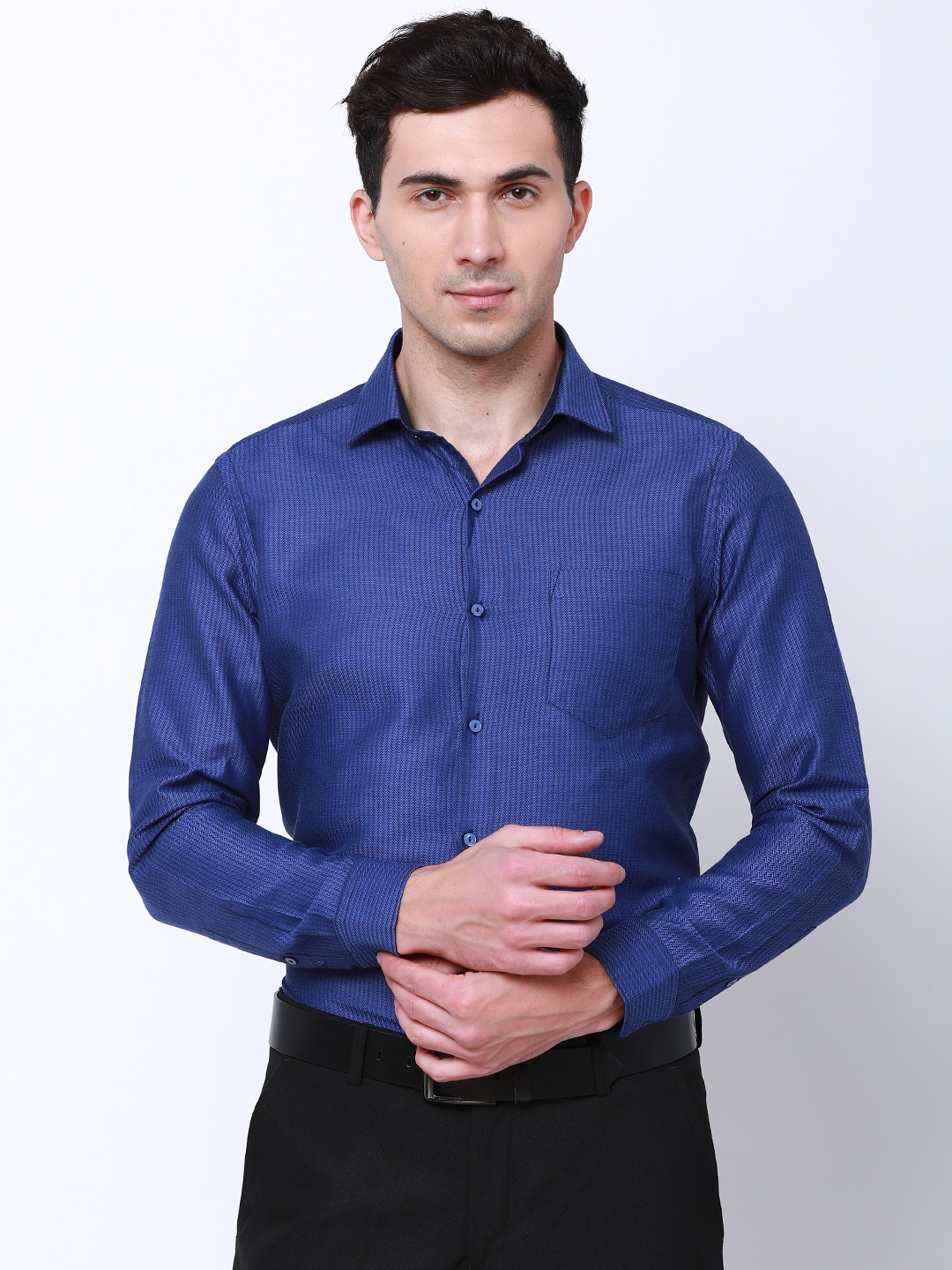 

Black coffee Men Blue Slim Fit Self Design Formal Shirt