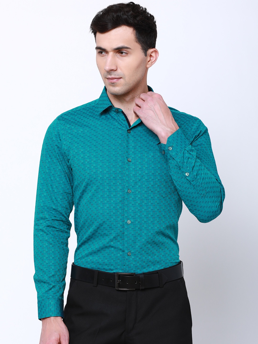 

Black coffee Men Teal & Blue Slim Fit Self Design Formal Shirt