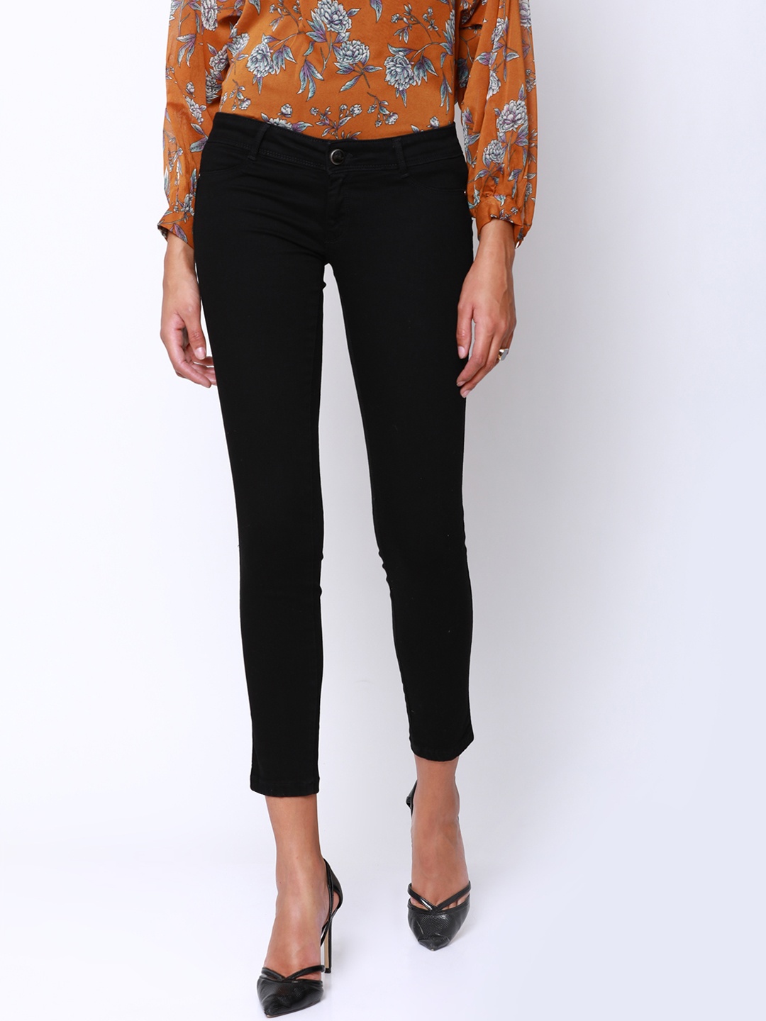 

Tokyo Talkies Women Black Super Skinny Fit Mid-Rise Clean Look Jeans