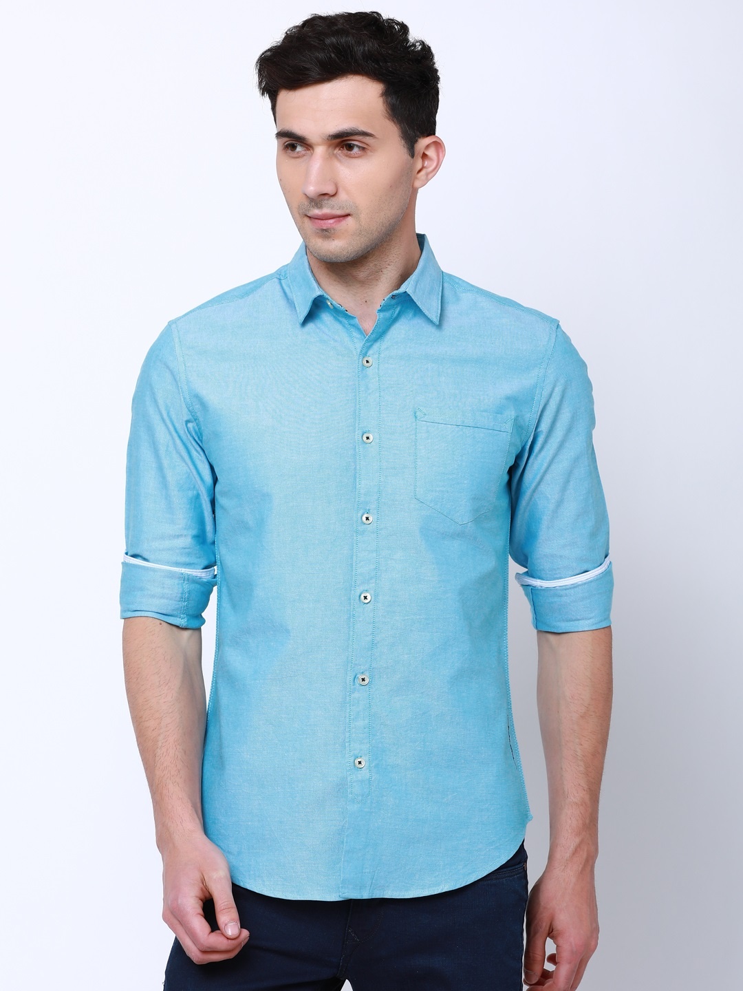 

LOCOMOTIVE Men Blue Slim Fit Solid Casual Shirt