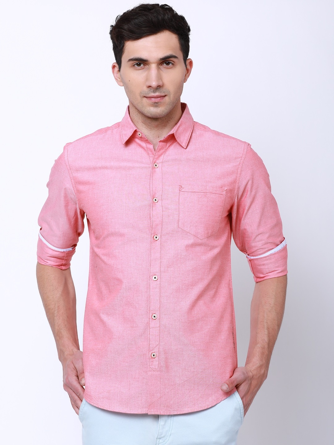 

LOCOMOTIVE Men Pink Slim Fit Solid Casual Shirt