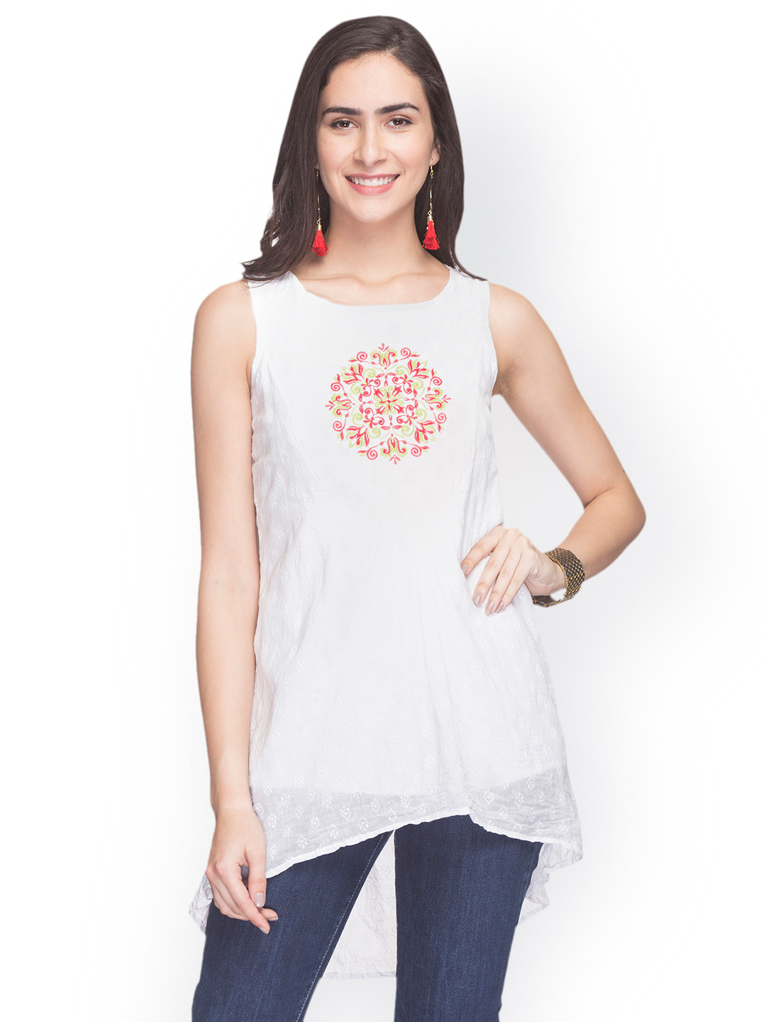 

Globus Women White Solid A-Line Pure Cotton Top