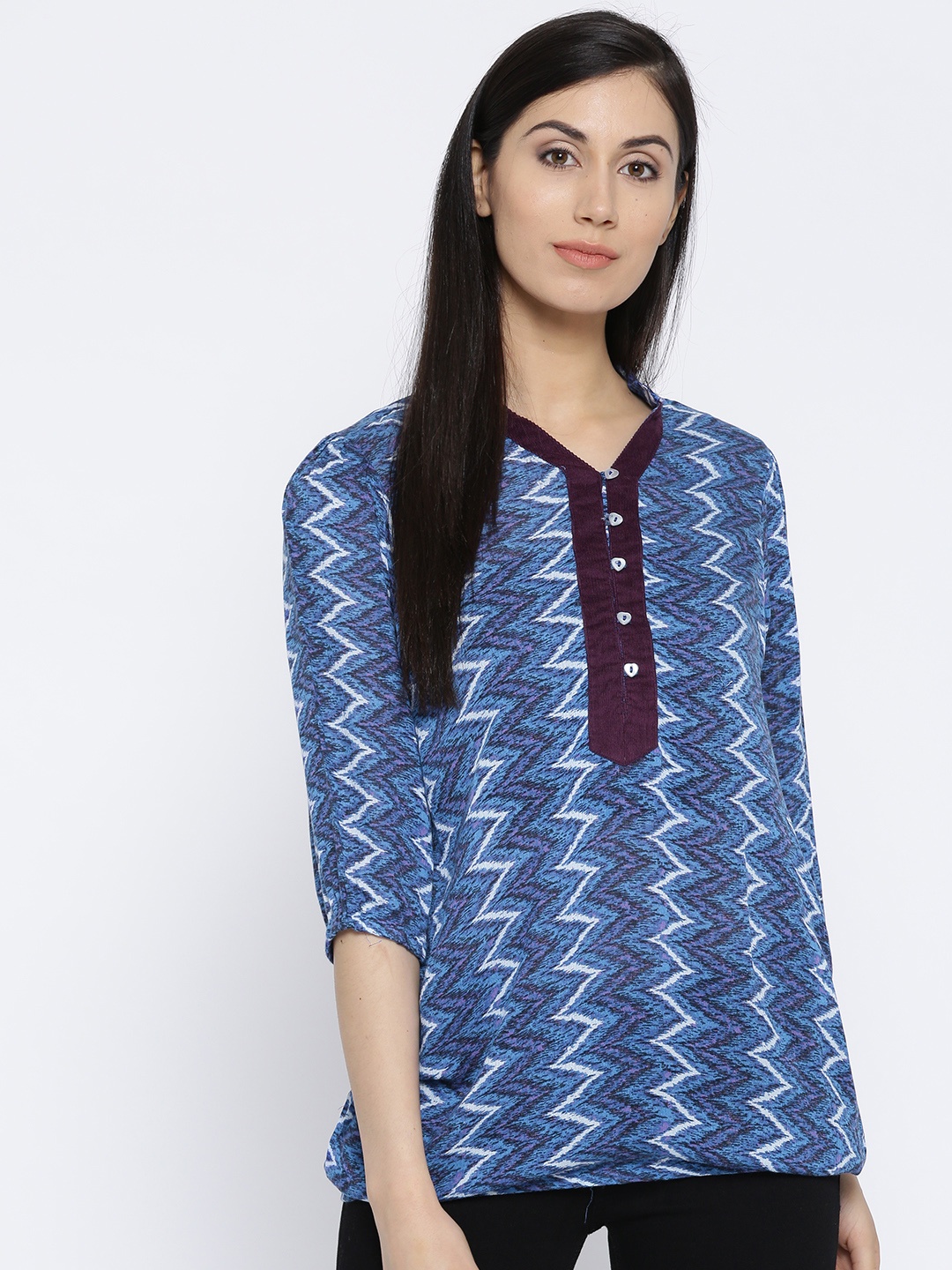 

Ayaany Blue & Off-White Chevron Print Tunic