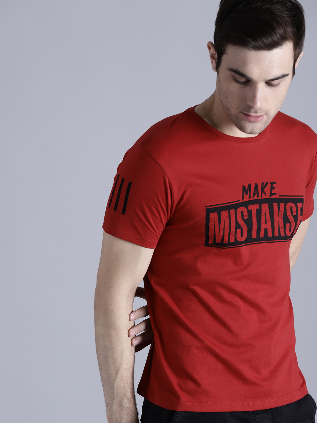 

Kook N Keech Men Red Printed Round Neck T-shirt