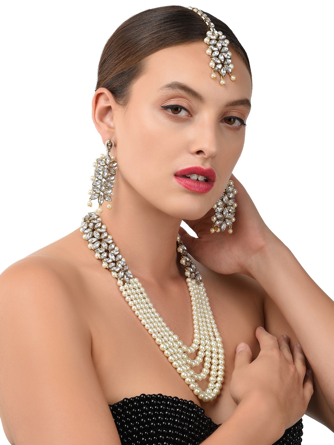 

Zaveri Pearls White & Gold-Toned Stone-Studded Jewellery Set