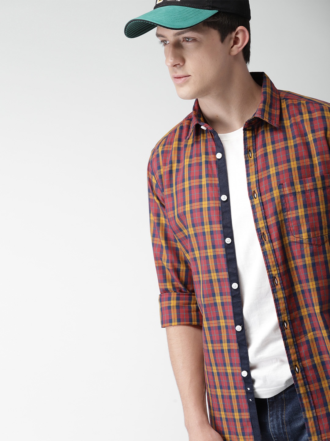 

Harvard Men Rust Red & Navy Blue Slim Fit Checked Casual Shirt