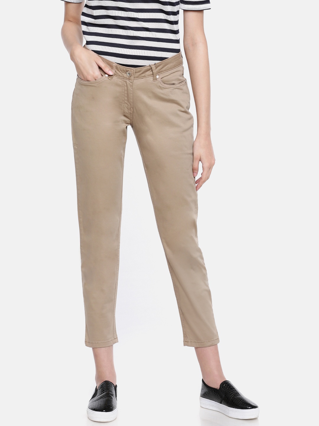 

Allen Solly Woman Khaki Slim Fit Solid Cropped Regular Trousers