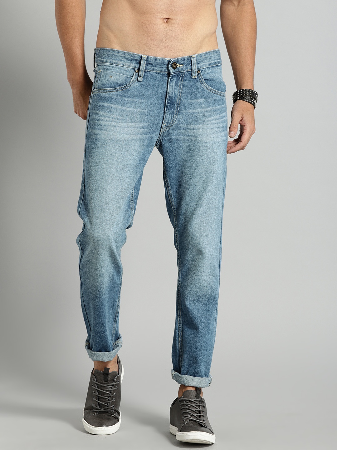 

Roadster Men Blue Tapered Fit Mid-Rise Clean Look Jeans