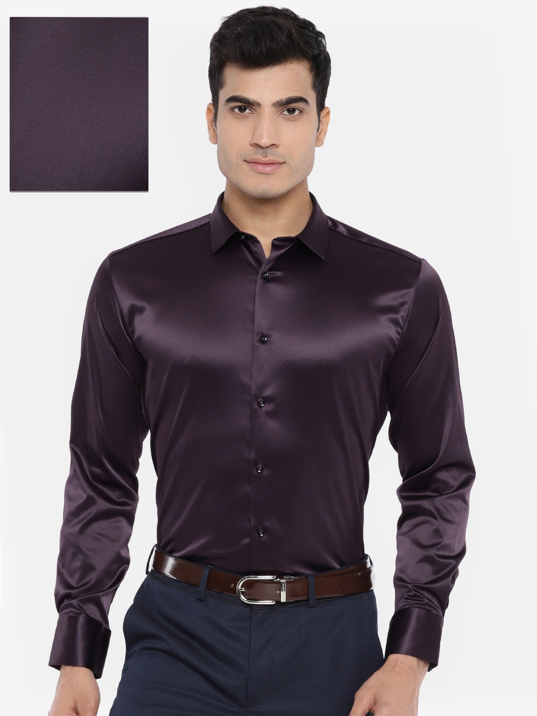 

V Dot Men Purple Slim Fit Solid Party Shirt